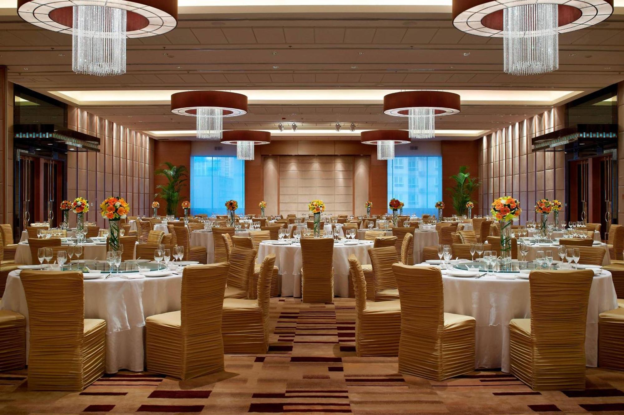 โฟร์ พอยต์ บาย เชอราตัน ปักกิ่ง ไห่เตียน โฮเต็ล แอนด์ เซอร์วิซ อพาร์ตเมนต์ Hotel ภายนอก รูปภาพ