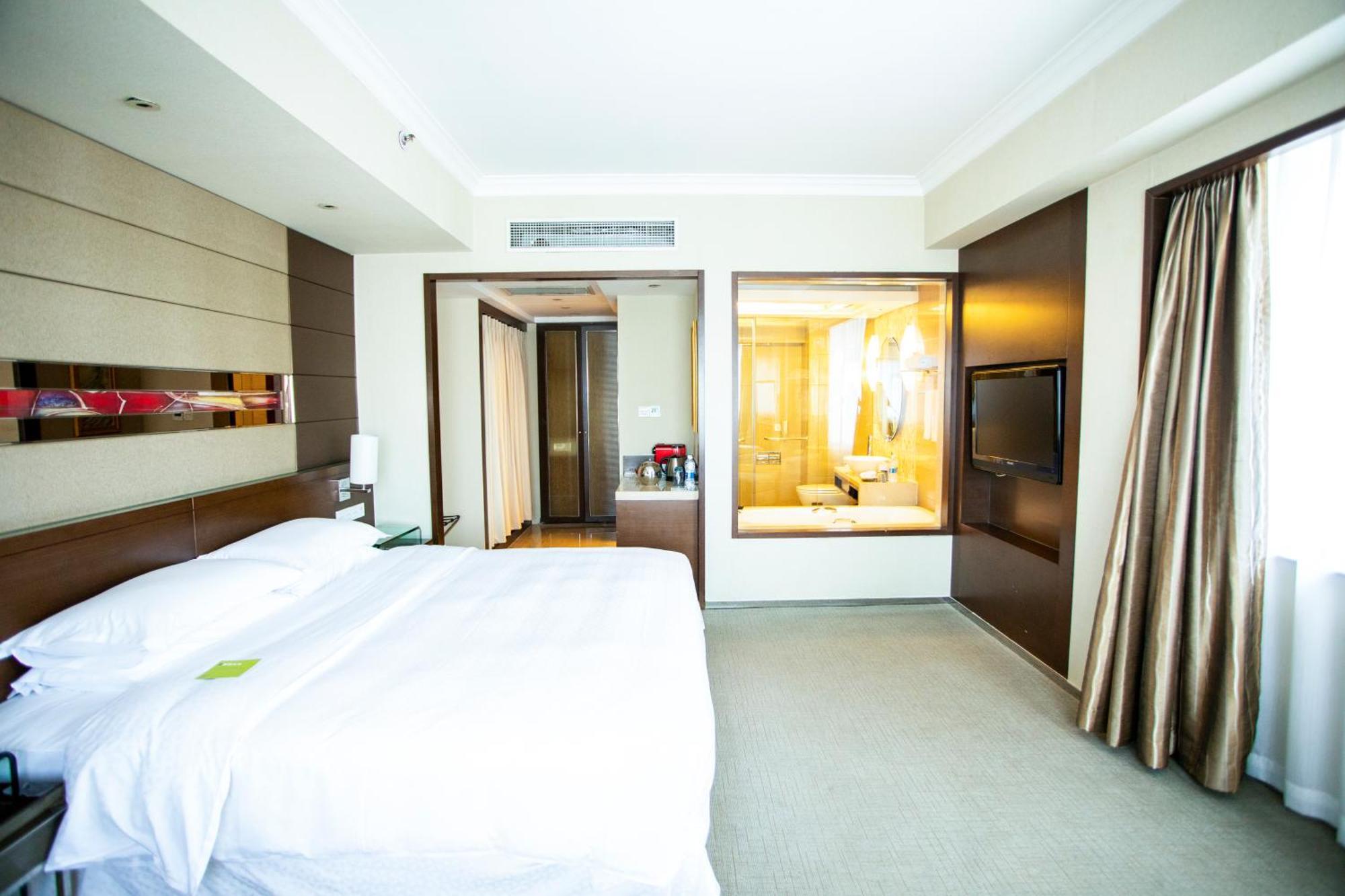 โฟร์ พอยต์ บาย เชอราตัน ปักกิ่ง ไห่เตียน โฮเต็ล แอนด์ เซอร์วิซ อพาร์ตเมนต์ Hotel ภายนอก รูปภาพ