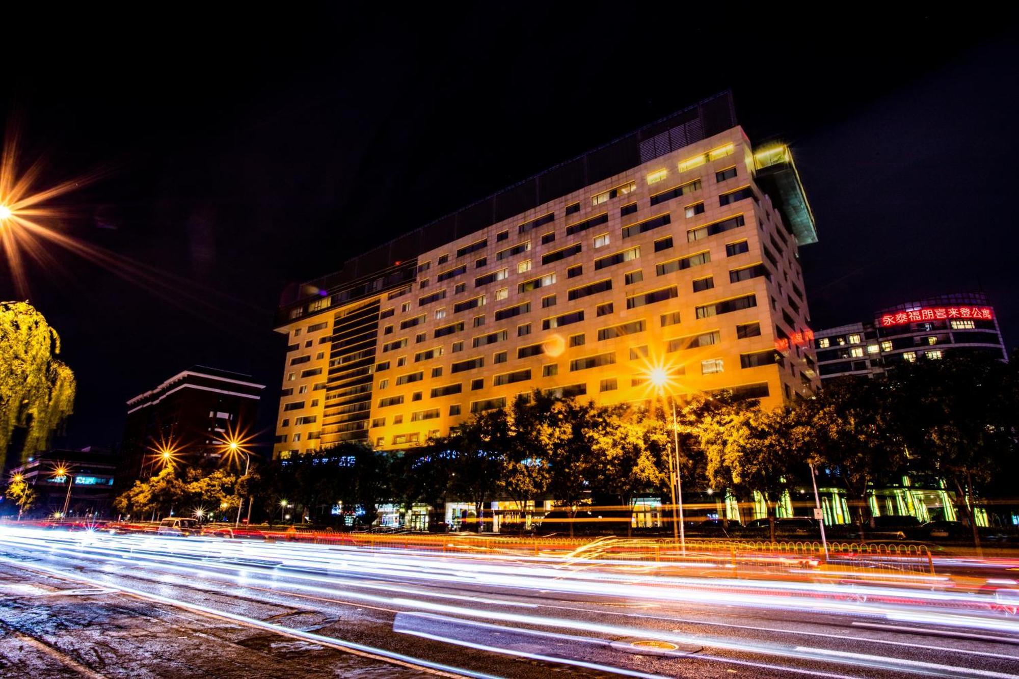 โฟร์ พอยต์ บาย เชอราตัน ปักกิ่ง ไห่เตียน โฮเต็ล แอนด์ เซอร์วิซ อพาร์ตเมนต์ Hotel ภายนอก รูปภาพ
